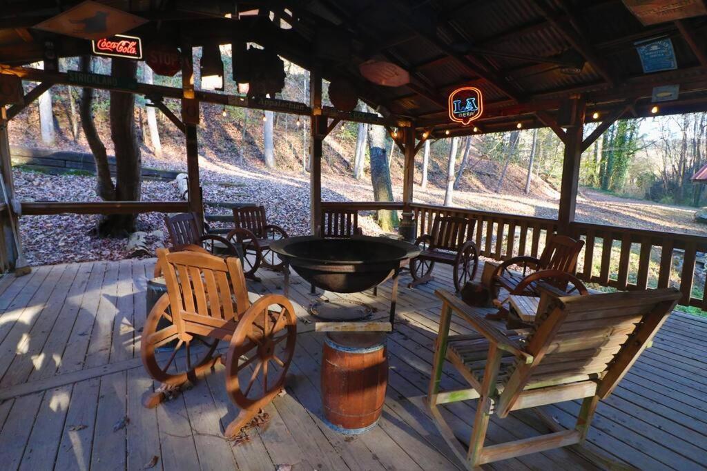 הלן Cute Cabin Creek & Firepit #12 מראה חיצוני תמונה