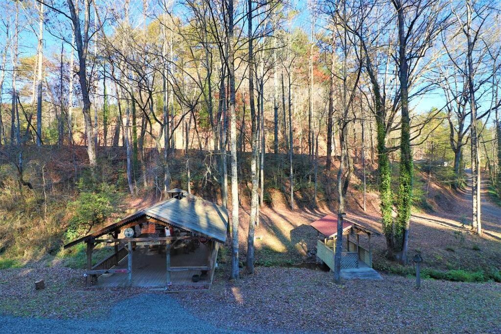 הלן Cute Cabin Creek & Firepit #12 מראה חיצוני תמונה